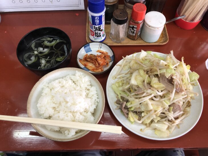 肉野菜炒め定食600円